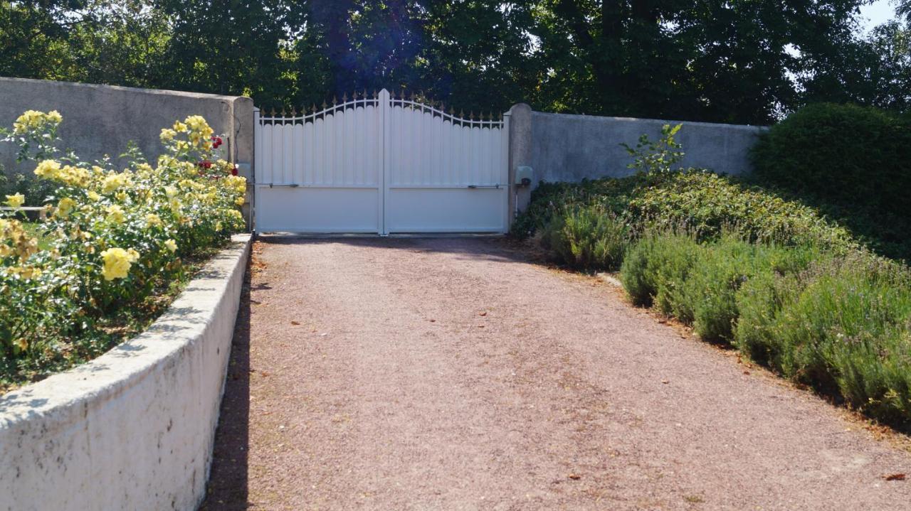La Loumas Villa Charge Exteriör bild